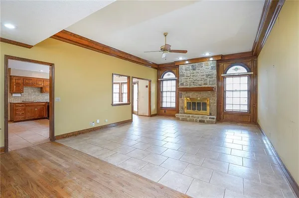 $750,000 | 4417 West 130th Street, Leawood, KS 66209
