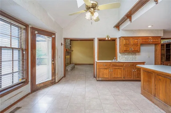 $750,000 | 4417 West 130th Street, Leawood, KS 66209