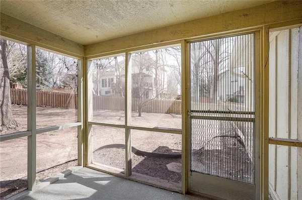 $750,000 | 4417 West 130th Street, Leawood, KS 66209
