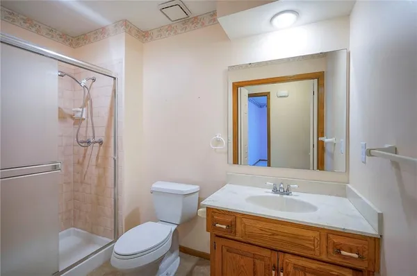 $750,000 | 4417 West 130th Street, Leawood, KS 66209