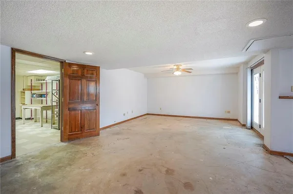$750,000 | 4417 West 130th Street, Leawood, KS 66209