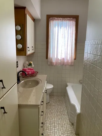 $374,900 | 508 Oak Avenue Southwest, Montgomery, MN 56069