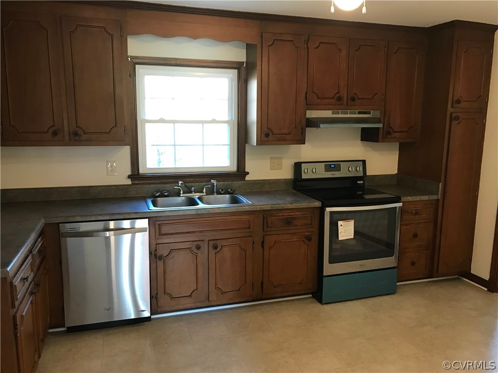 8220 Greenview Road Mechanicsville, VA 23111 - Photo 6 of 25