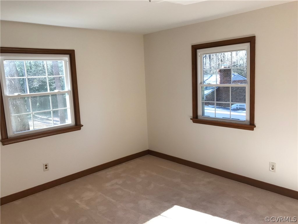 8220 Greenview Road Mechanicsville, VA 23111 - Photo 8 of 25