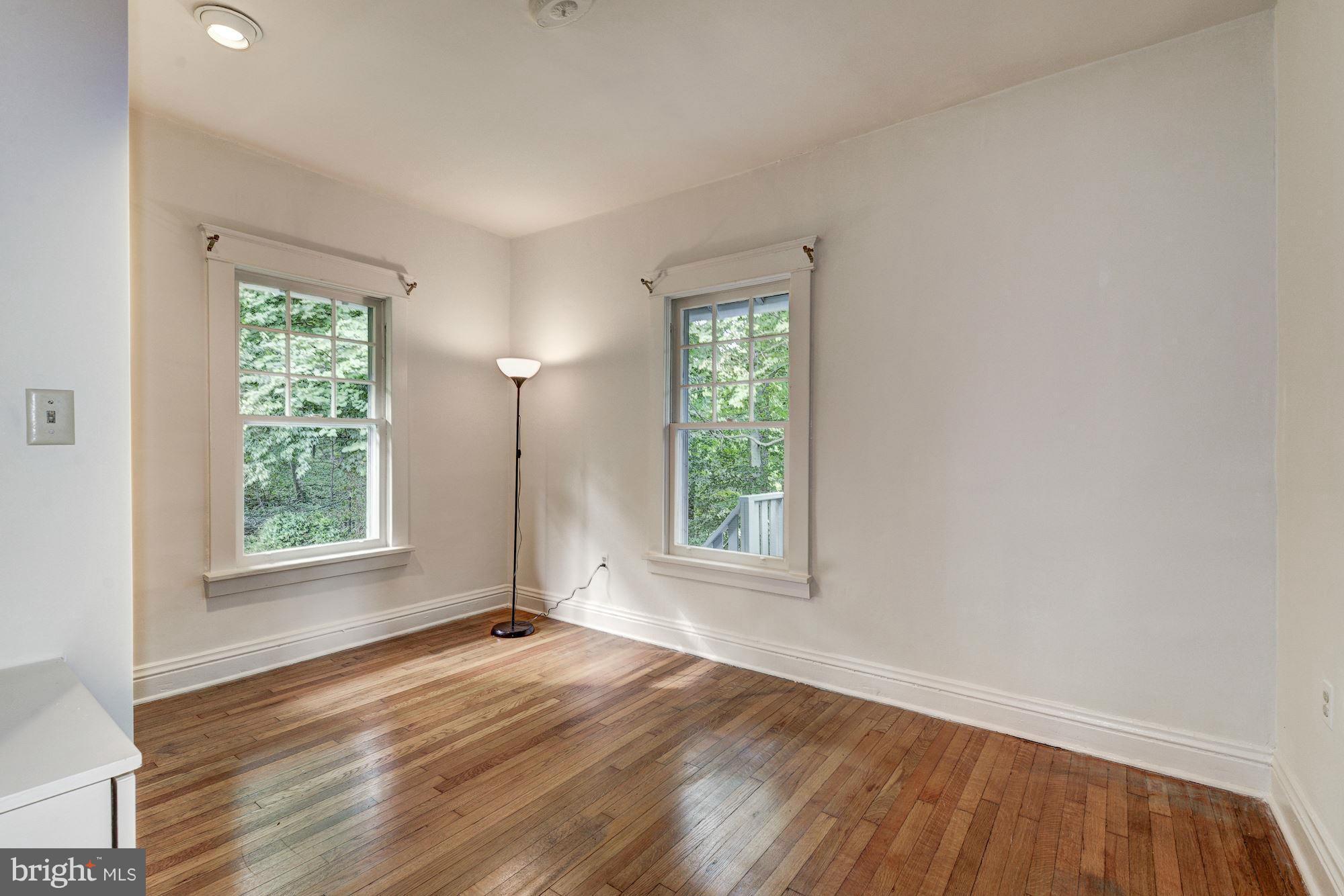 3035 Rodman Street Northwest Washington, DC 20008 - Photo 17 of 20 Main Level Bedroom