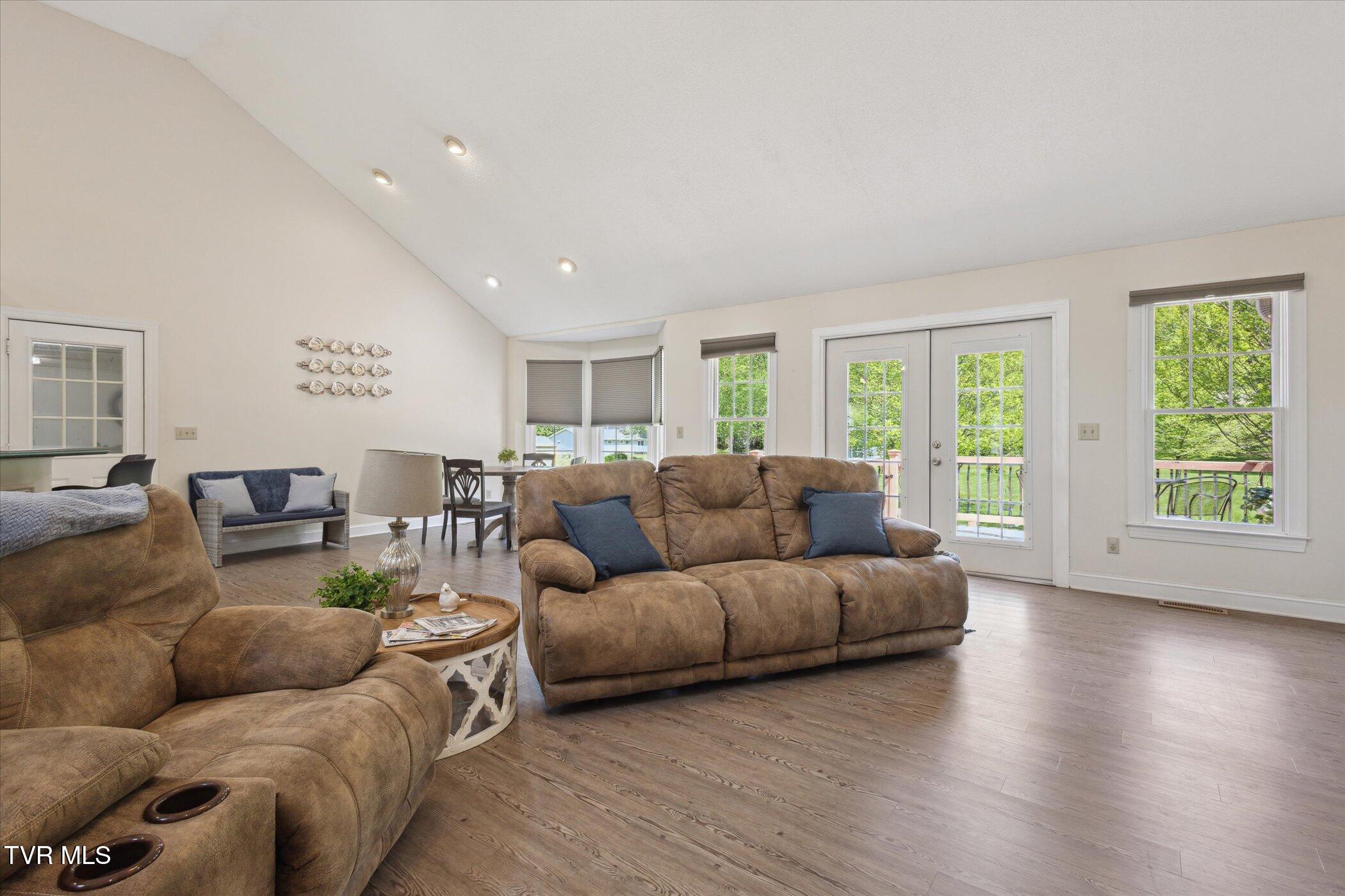 2905 Antioch Road Johnson City, TN 37604 - Photo 5 of 35 06-2905-Antioch-Rd-Johnson-City-TN-37604