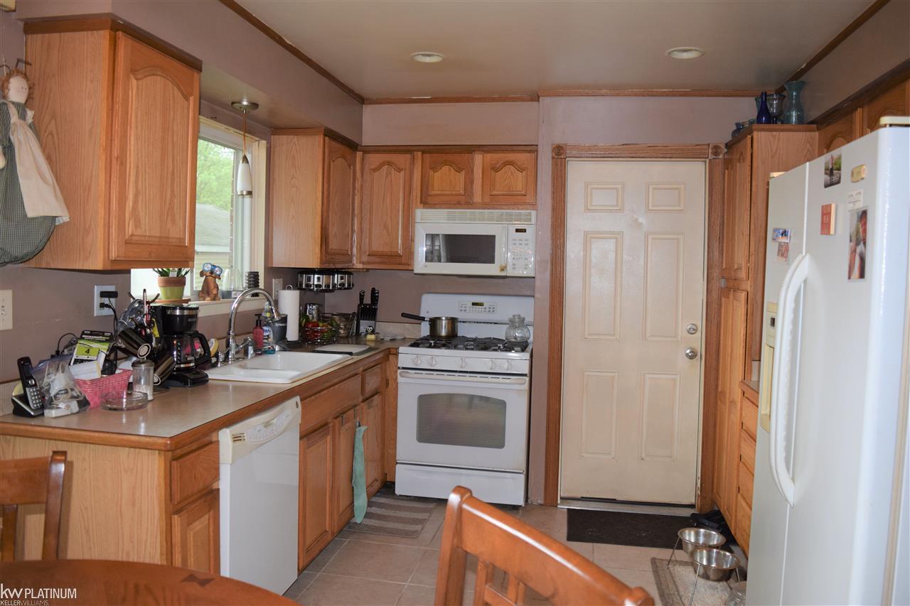 50737 Peggy Lane Chesterfield, MI 48047 - Photo 5 of 23