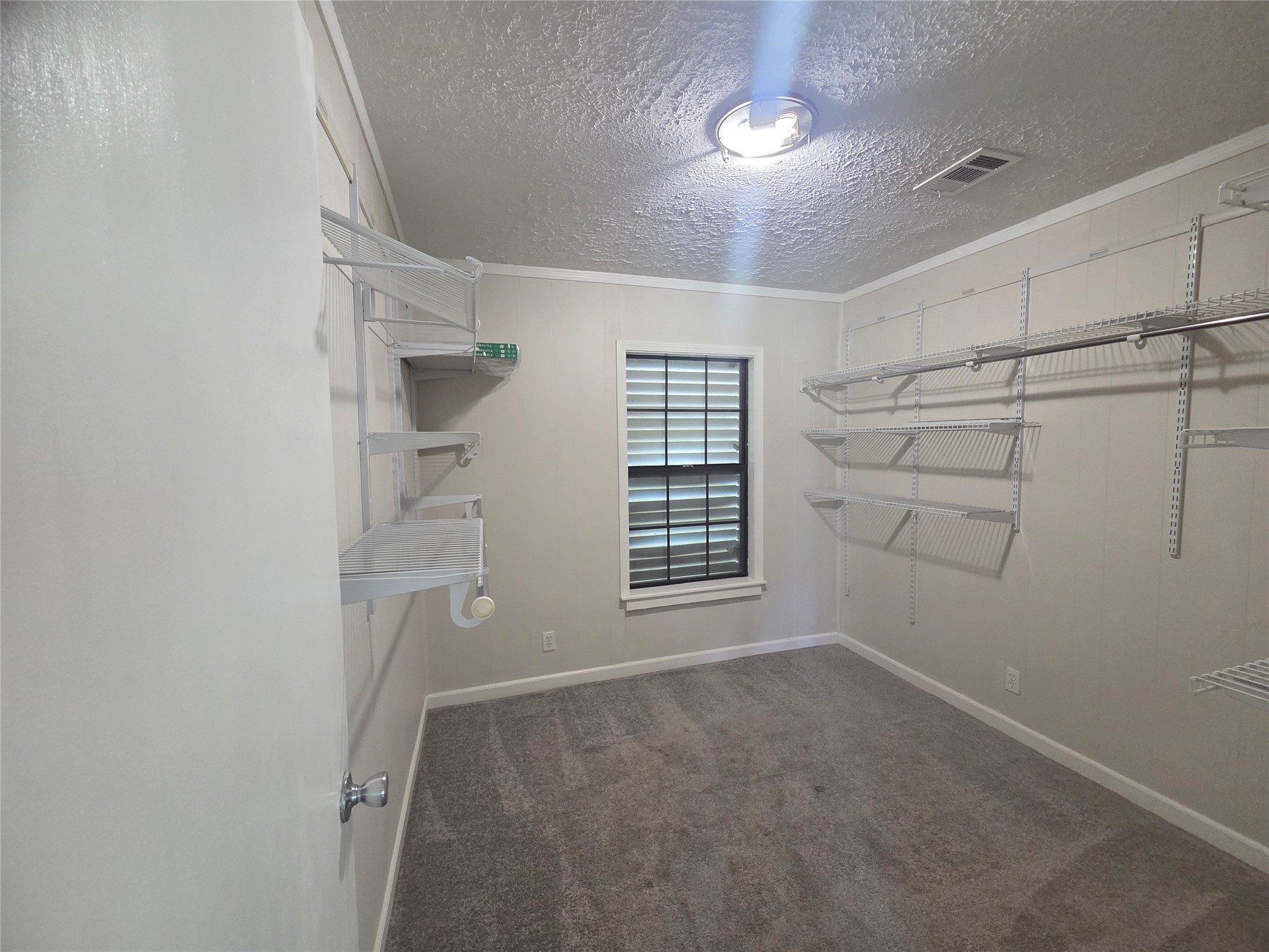 13632 Montgomery Road Santa Fe, TX 77510 - Photo 13 of 30 Big Walk-in Closet!!