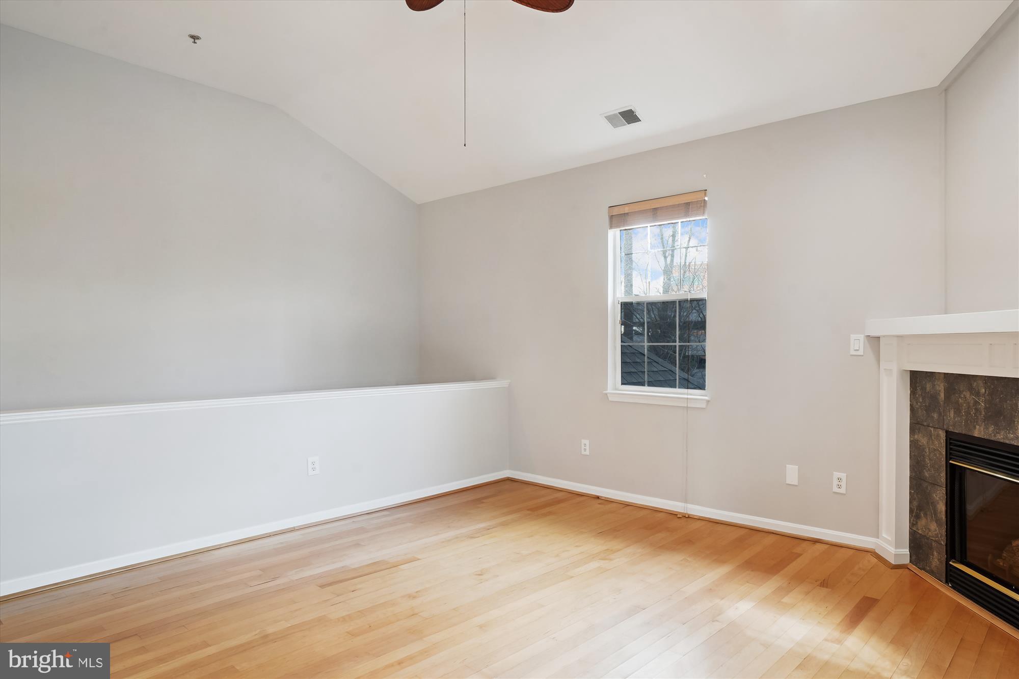 12712 Found Stone Road, Unit 4206 Germantown, MD 20876 - Photo 7 of 58 a view of an empty room with a window