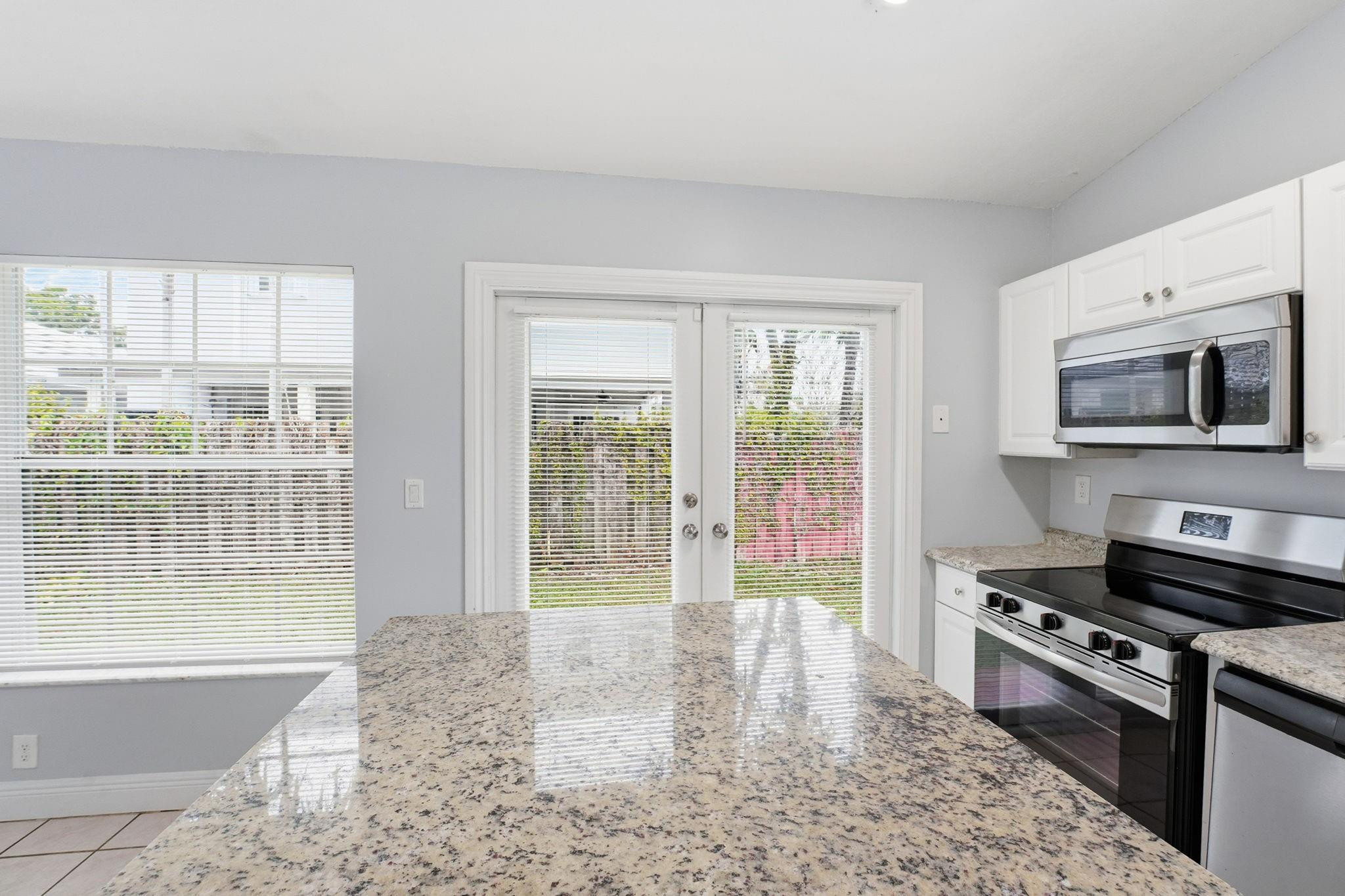 11242 Southwest 64th Lane Miami, FL 33173 - Photo 14 of 35 Photo 14