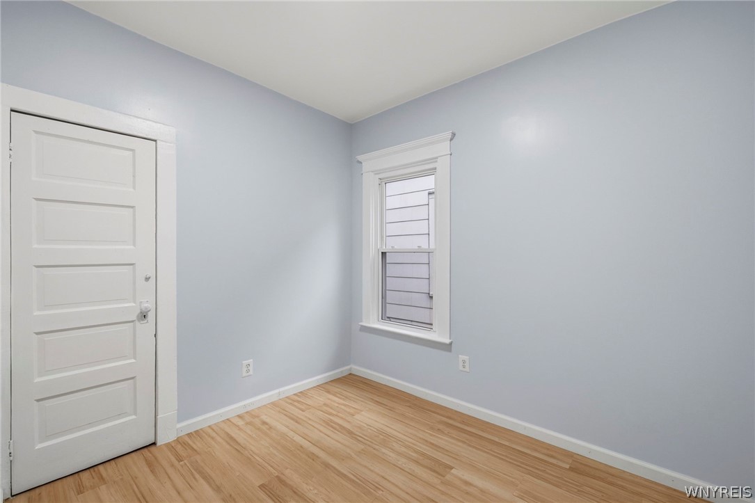 258 Laurel Street Buffalo, NY 14208 - Photo 14 of 49