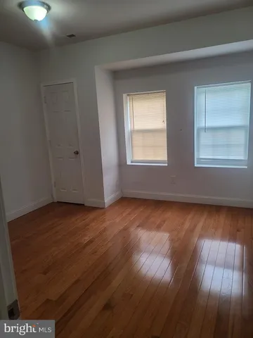 $1,100 | 4918 Locust Street, Unit 3, Philadelphia, PA 19139