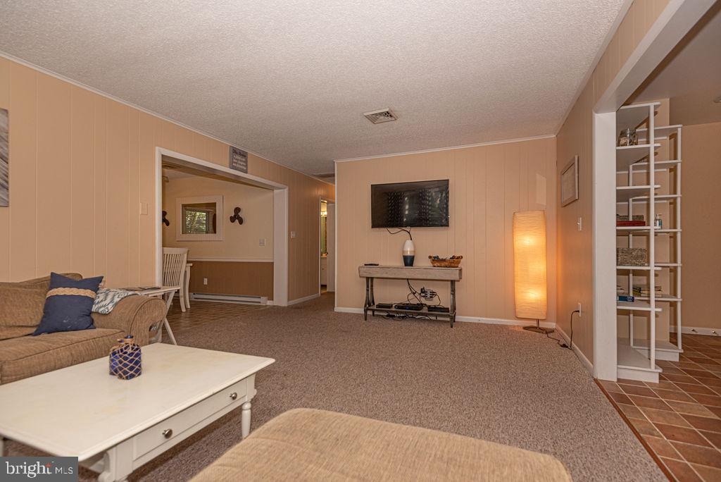 13 Harpoon Road Ocean Pines, MD 21811 - Photo 8 of 44 Great Room