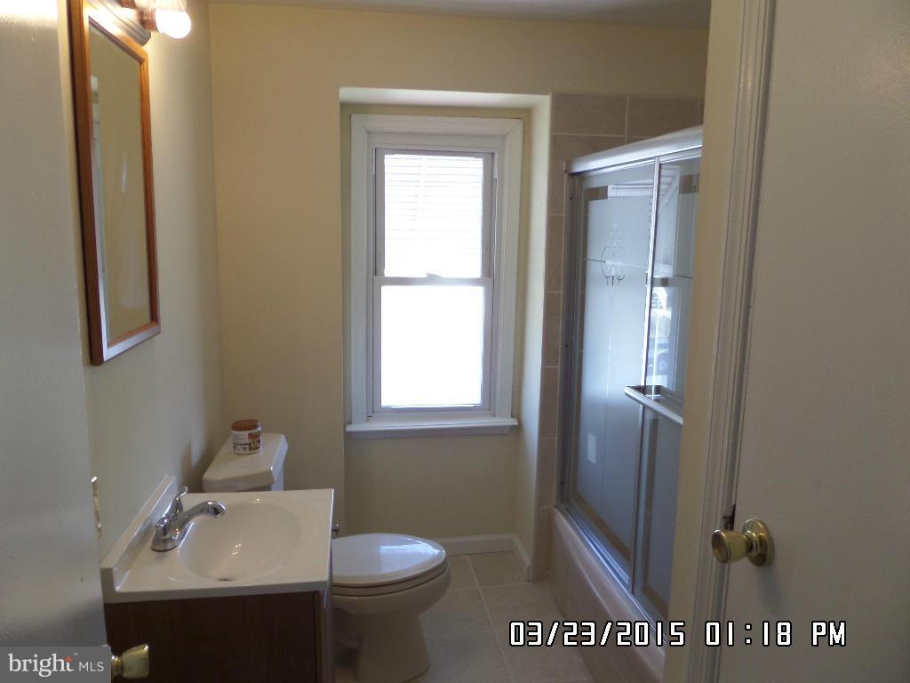 5704 Utrecht Road Baltimore, MD 21206 - Photo 10 of 19 Bath (Master)