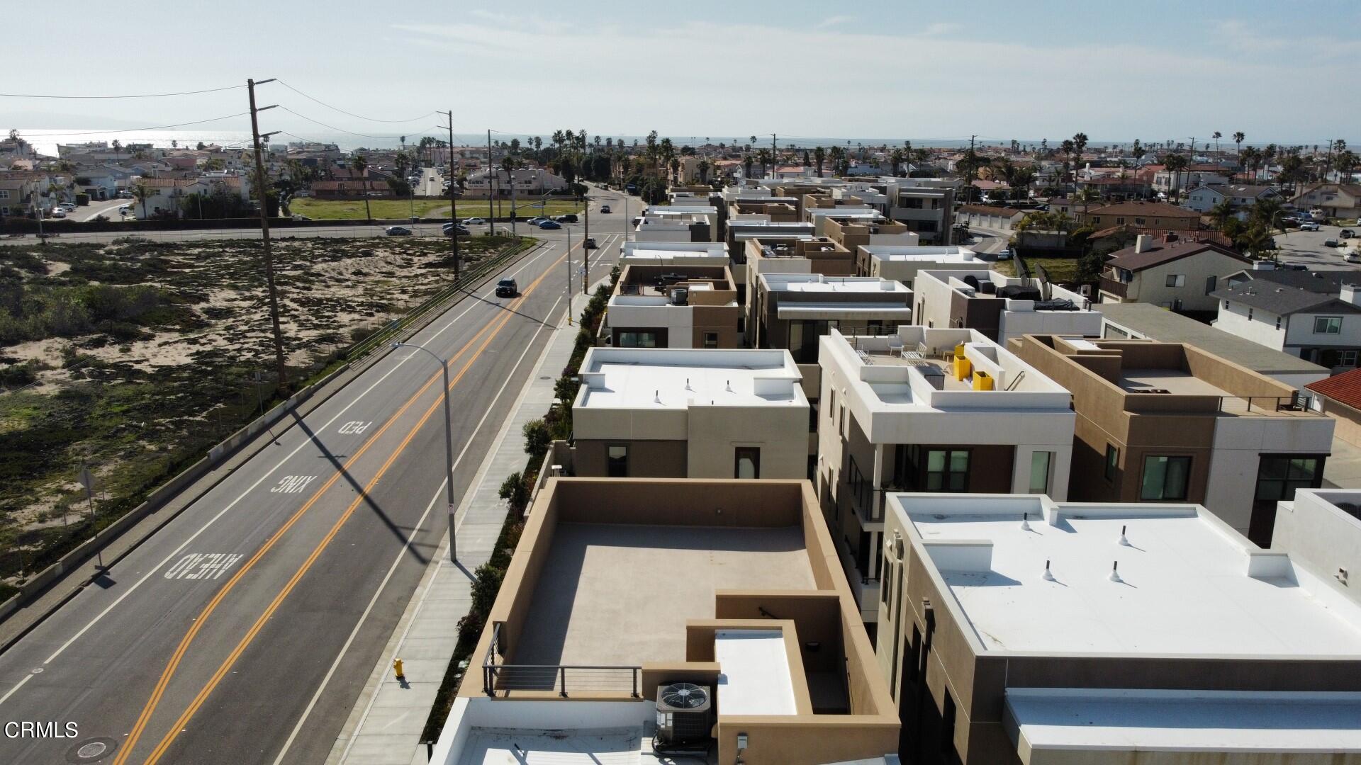 1063 Canal Street Oxnard, CA 93035 - Photo 30 of 32 a picture of city view