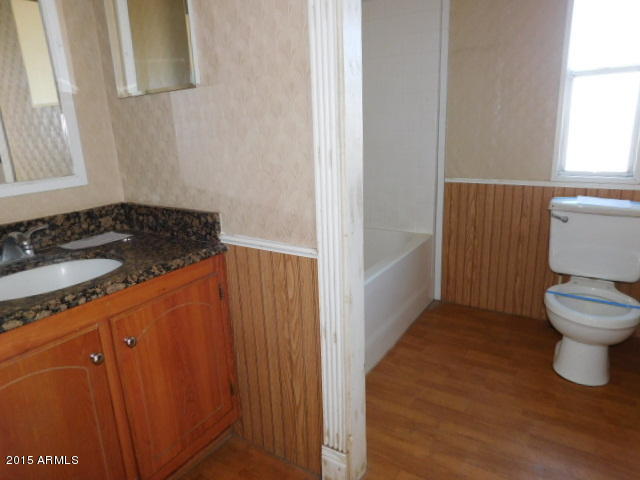 3555 West Rocky Road Paulden, AZ 86334 - Photo 52 of 65 hall bath (2)