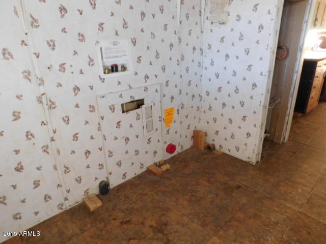 3555 West Rocky Road Paulden, AZ 86334 - Photo 59 of 65 laundry (2)