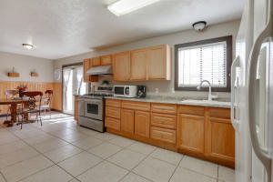 48127 Dunlap Road Miramonte, CA 93641 - Photo 9 of 35 House 1: Domestic Kitchen