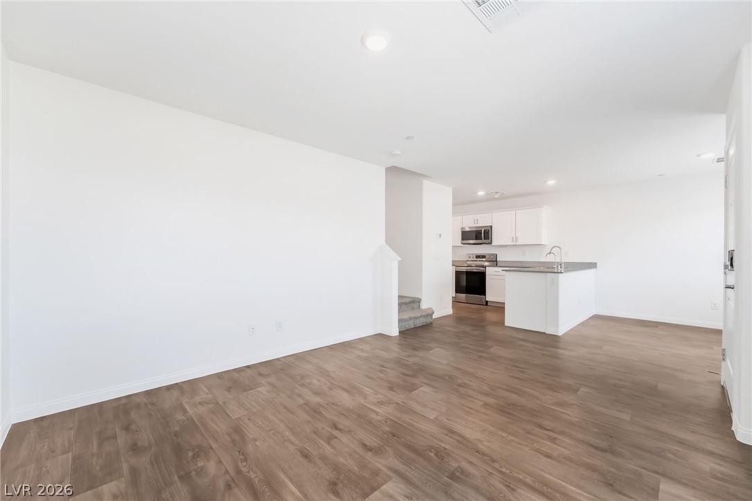 12184 Mojave Gold Road, Unit 2 Las Vegas, NV 89183 - Photo 5 of 23