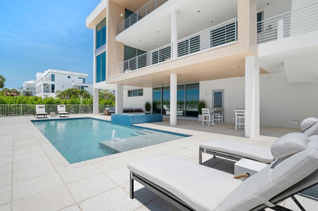 6489 Gulfside Road Longboat Key, FL 34228 - Photo 72 of 75