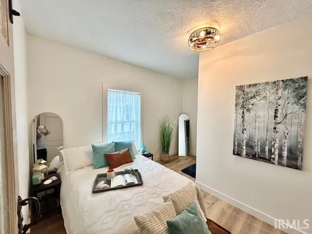 $159,900 | 945 Morey Street, Clinton, IN 47842