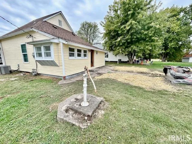 $159,900 | 945 Morey Street, Clinton, IN 47842