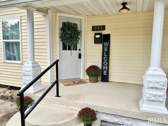 $159,900 | 945 Morey Street, Clinton, IN 47842