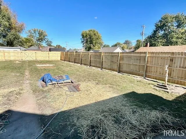 $159,900 | 945 Morey Street, Clinton, IN 47842