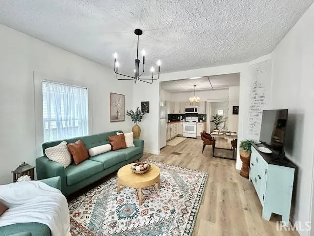 $159,900 | 945 Morey Street, Clinton, IN 47842