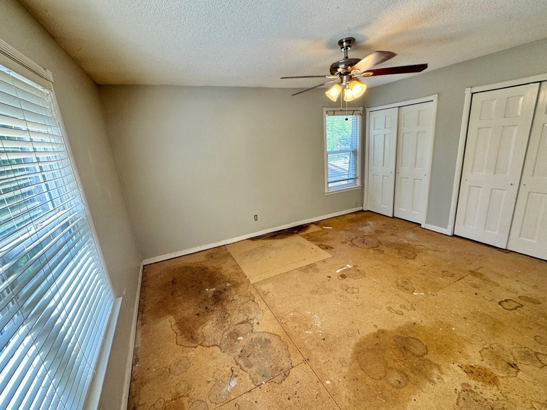 6029 Fox Ridge Drive Memphis, TN 38115 - Photo 13 of 17 a view of an empty room with a window