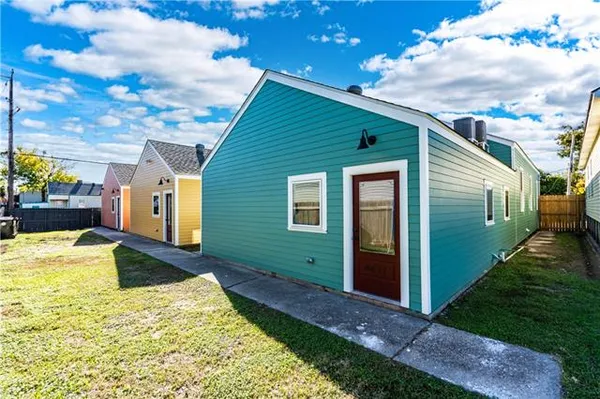 $1,400 | 8607 Green Street, New Orleans, LA 70118