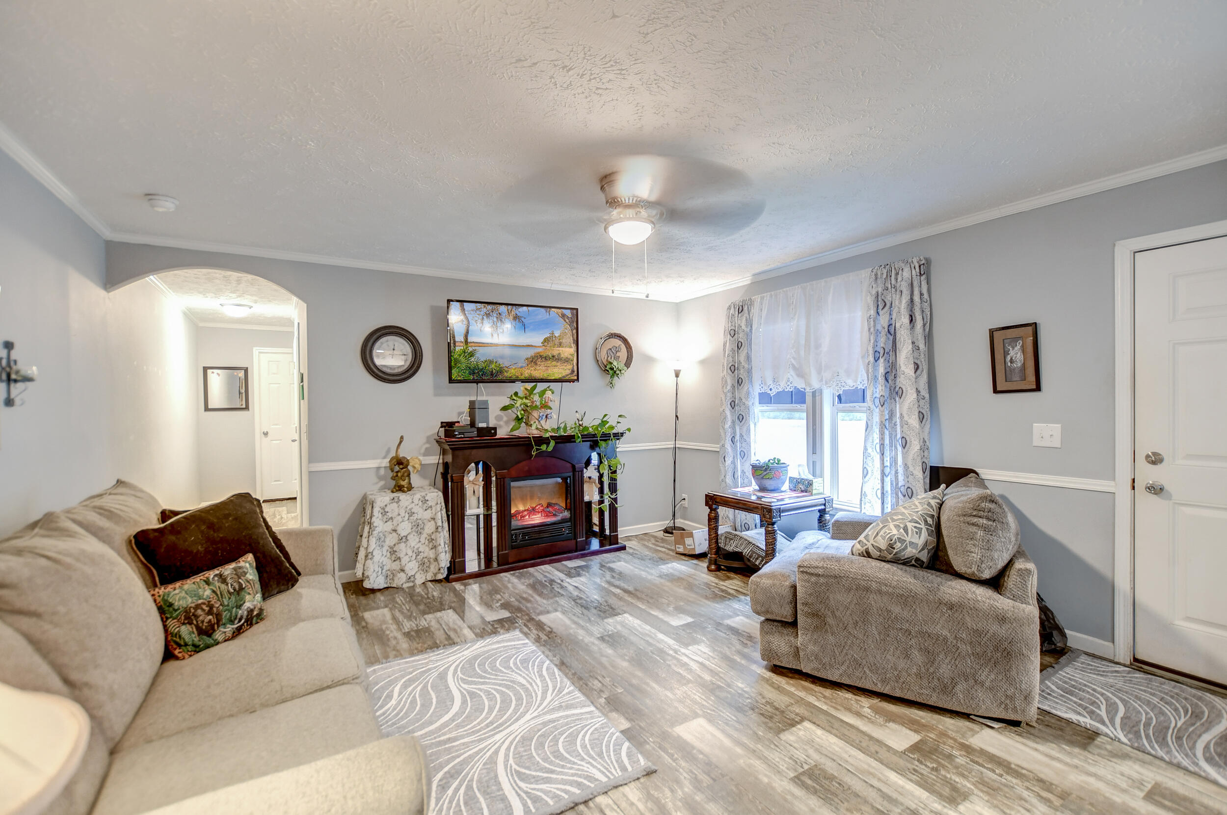 1431 Hiers Corner Road Walterboro, SC 29488 - Photo 3 of 22 DSC_2834_5_6_7_8