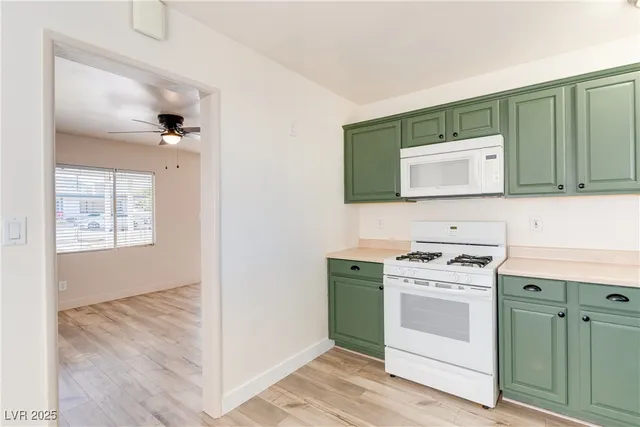 $1,765 | 407 Republic Street, Henderson, NV 89015