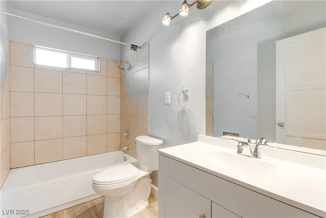 $1,765 | 407 Republic Street, Henderson, NV 89015