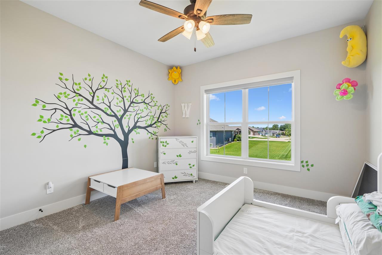 6118 Rapids Ridge Road Cedar Rapids, IA 52411 - Photo 20 of 41 Gallery Image 20