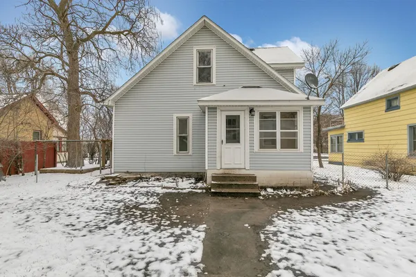 $189,000 | 423 15th Avenue North, St. Cloud, MN 56303