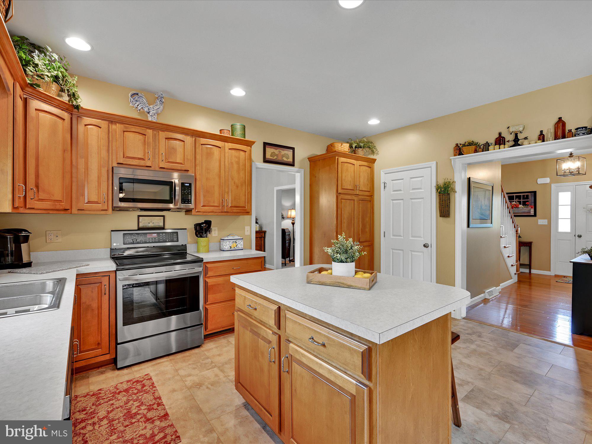 1324 West Ridge Road Elizabethtown, PA 17022 - Photo 13 of 41 Kitchen
