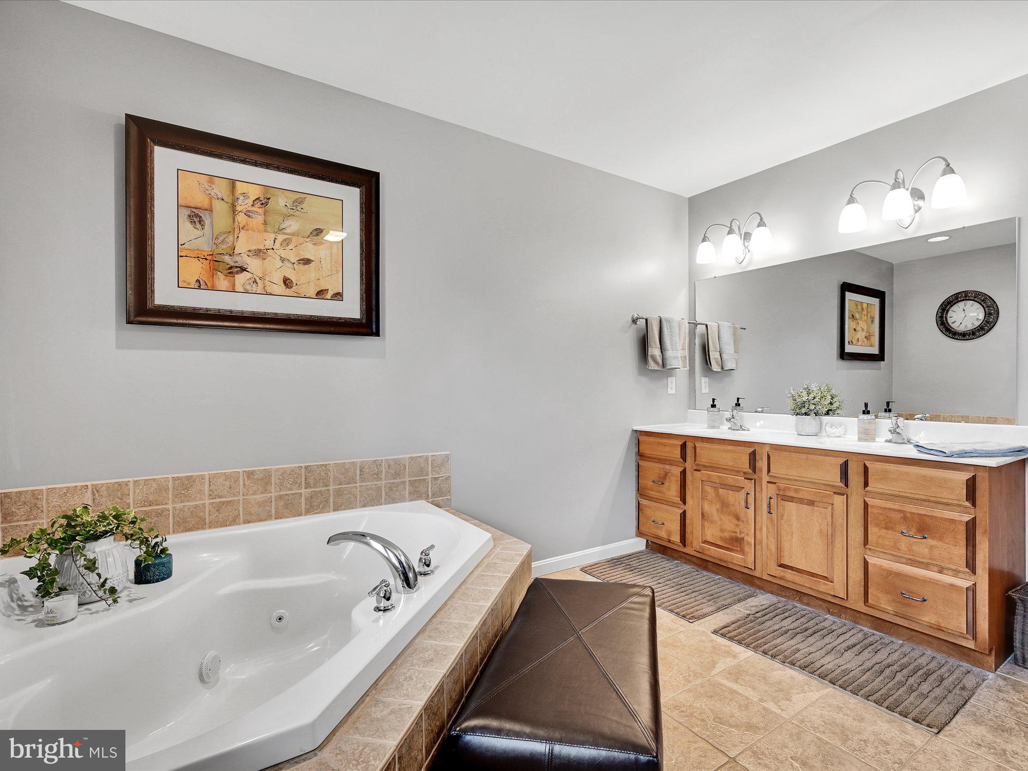 1324 West Ridge Road Elizabethtown, PA 17022 - Photo 24 of 41 Primary Bath