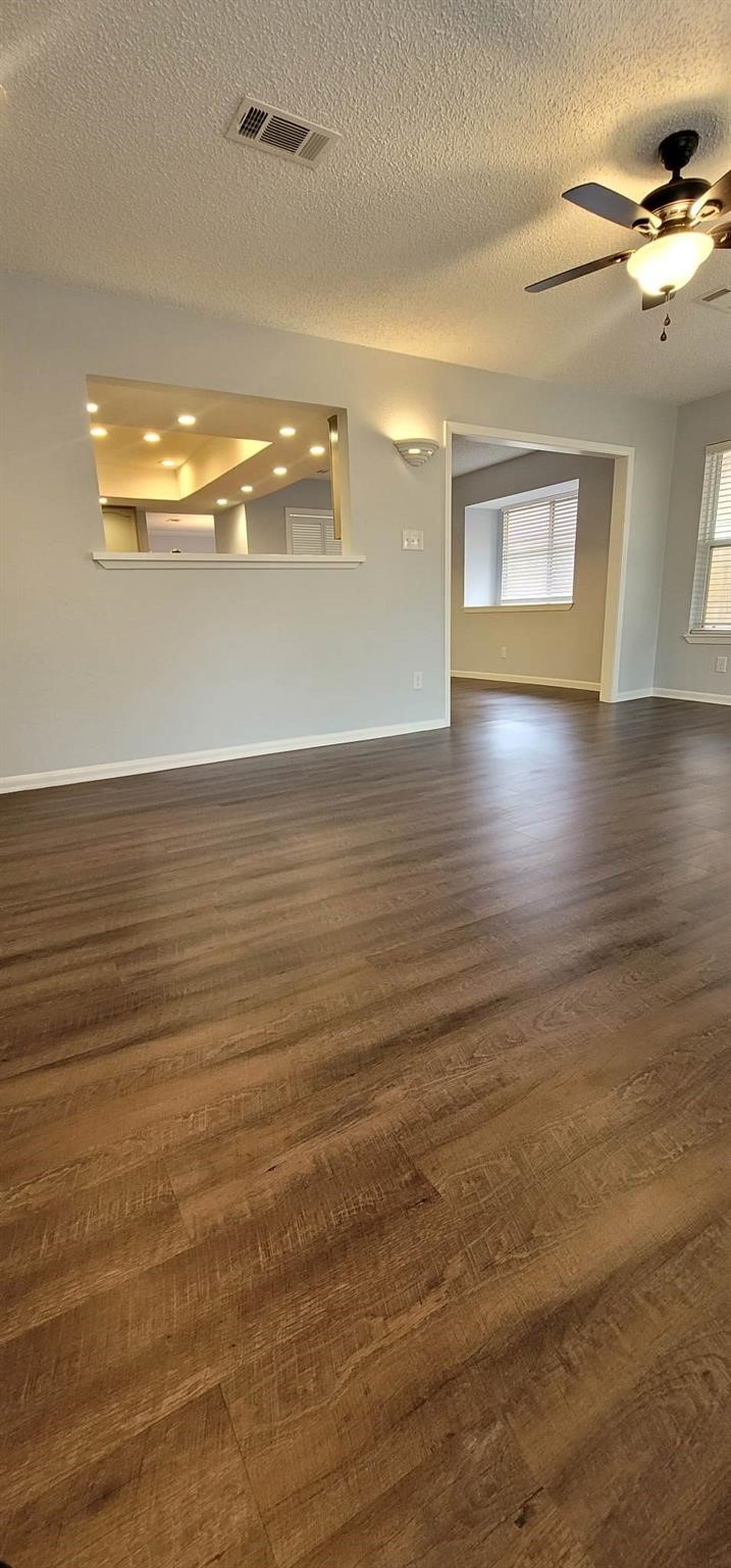 9614 Charter Ridge Drive Houston, TX 77070 - Photo 14 of 40