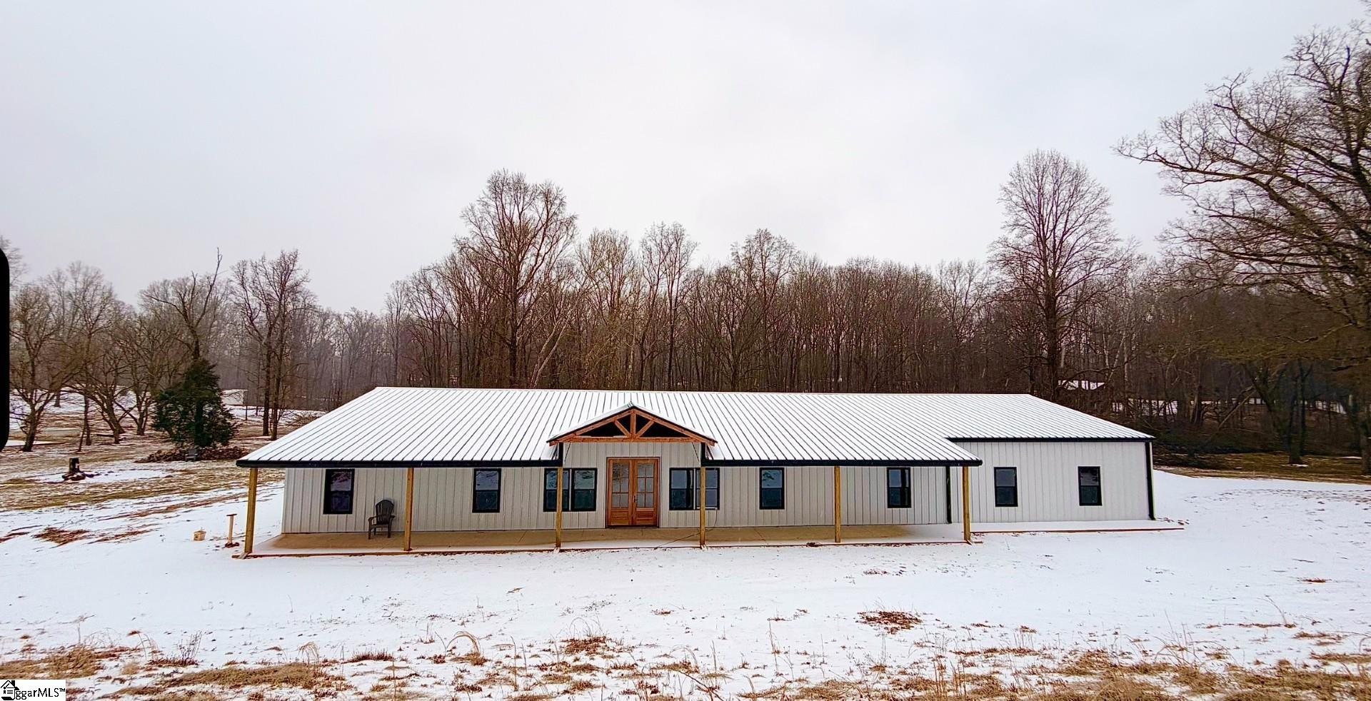 536 Old Mill Road Campobello, SC 29322 - Photo 4 of 47