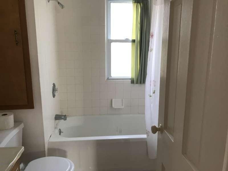 1358 Princeton Road Muskegon, MI 49441 - Photo 11 of 15 IMG_5492