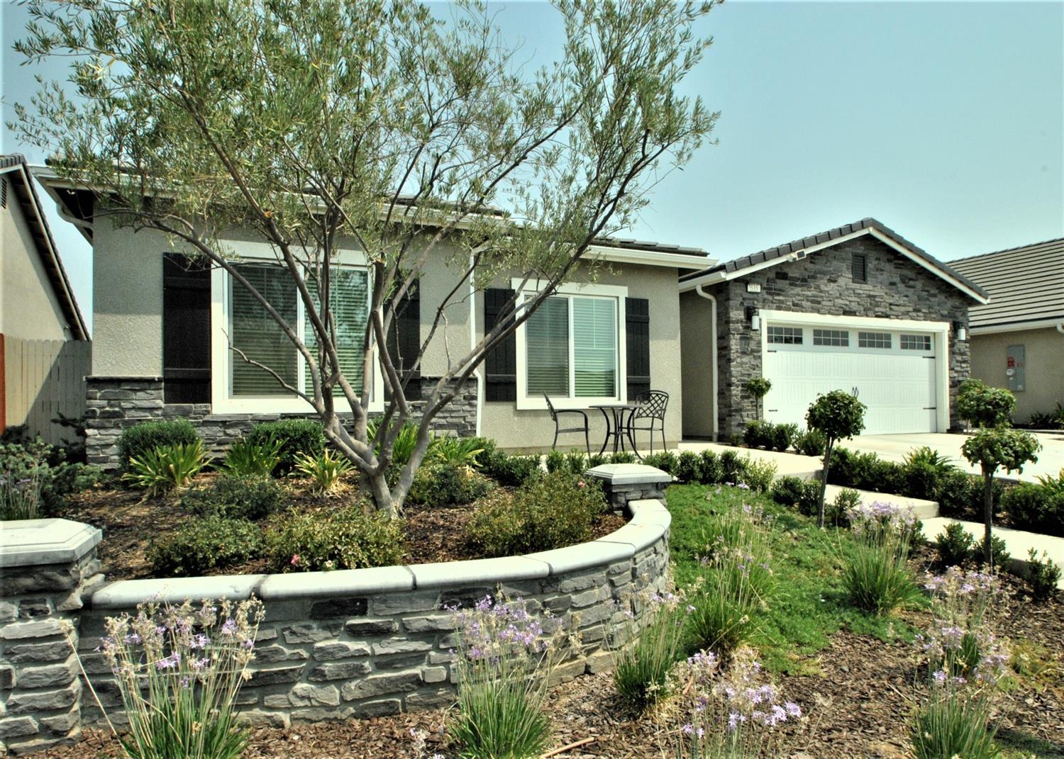 535 Cascade Way Madera, CA 93636 - Photo 1 of 35 Gallery Image 1