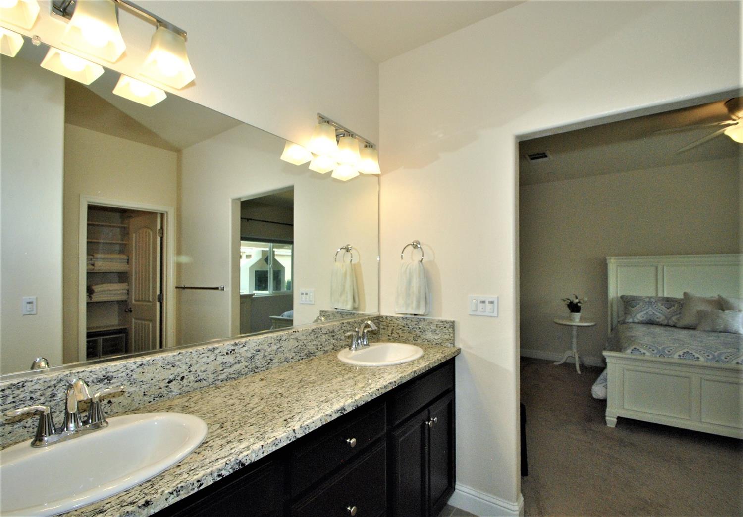 535 Cascade Way Madera, CA 93636 - Photo 34 of 35 Gallery Image 34