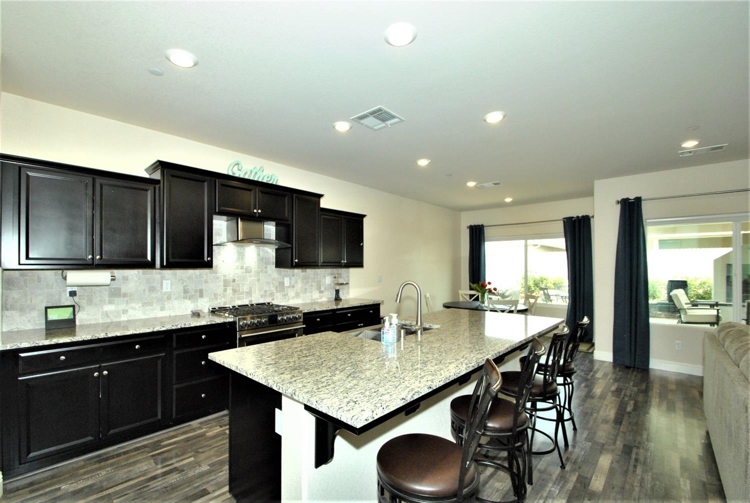 535 Cascade Way Madera, CA 93636 - Photo 5 of 35 Gallery Image 5