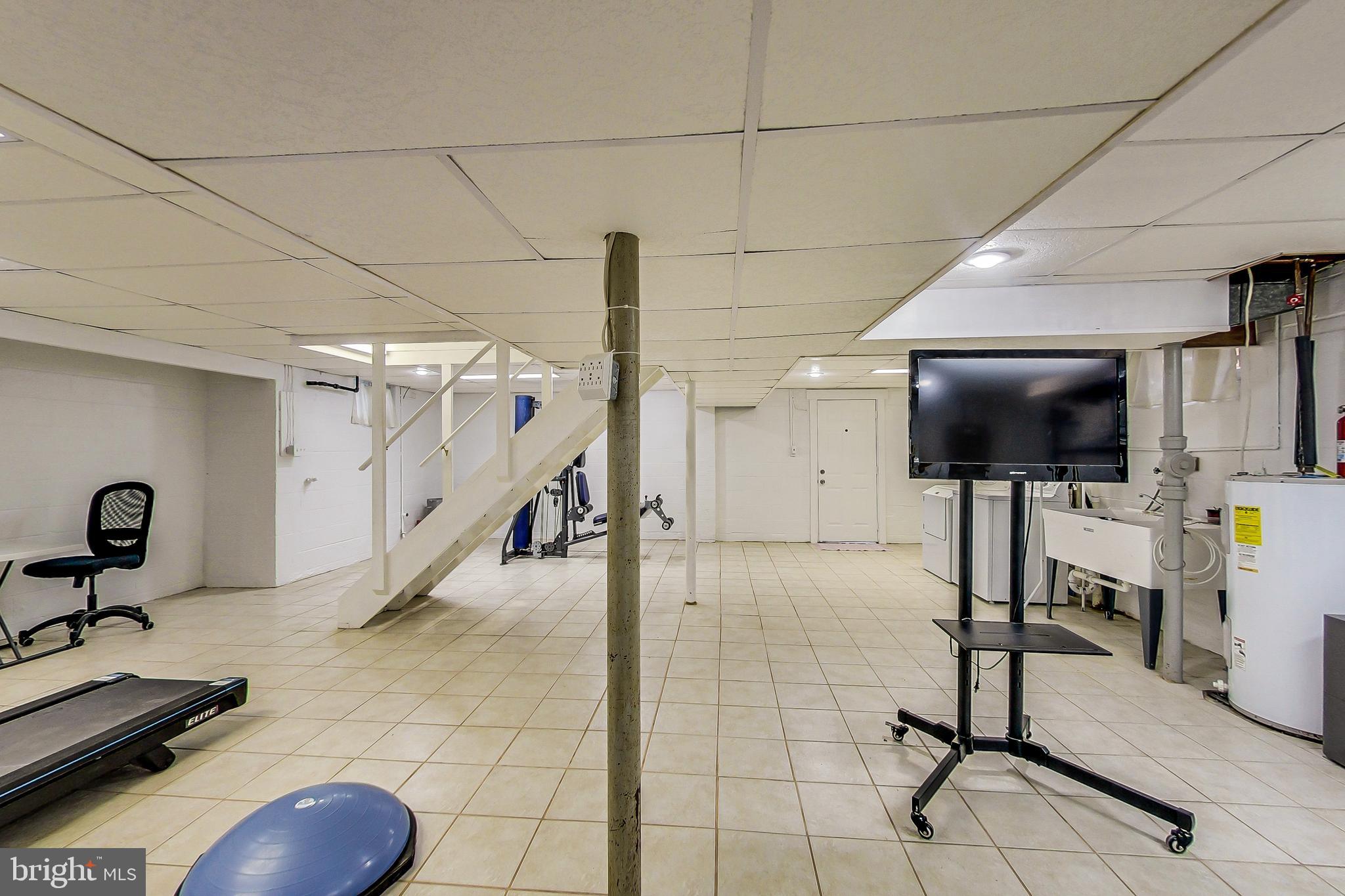 3200 Kayson Street Silver Spring, MD 20906 - Photo 25 of 37 Recreation room