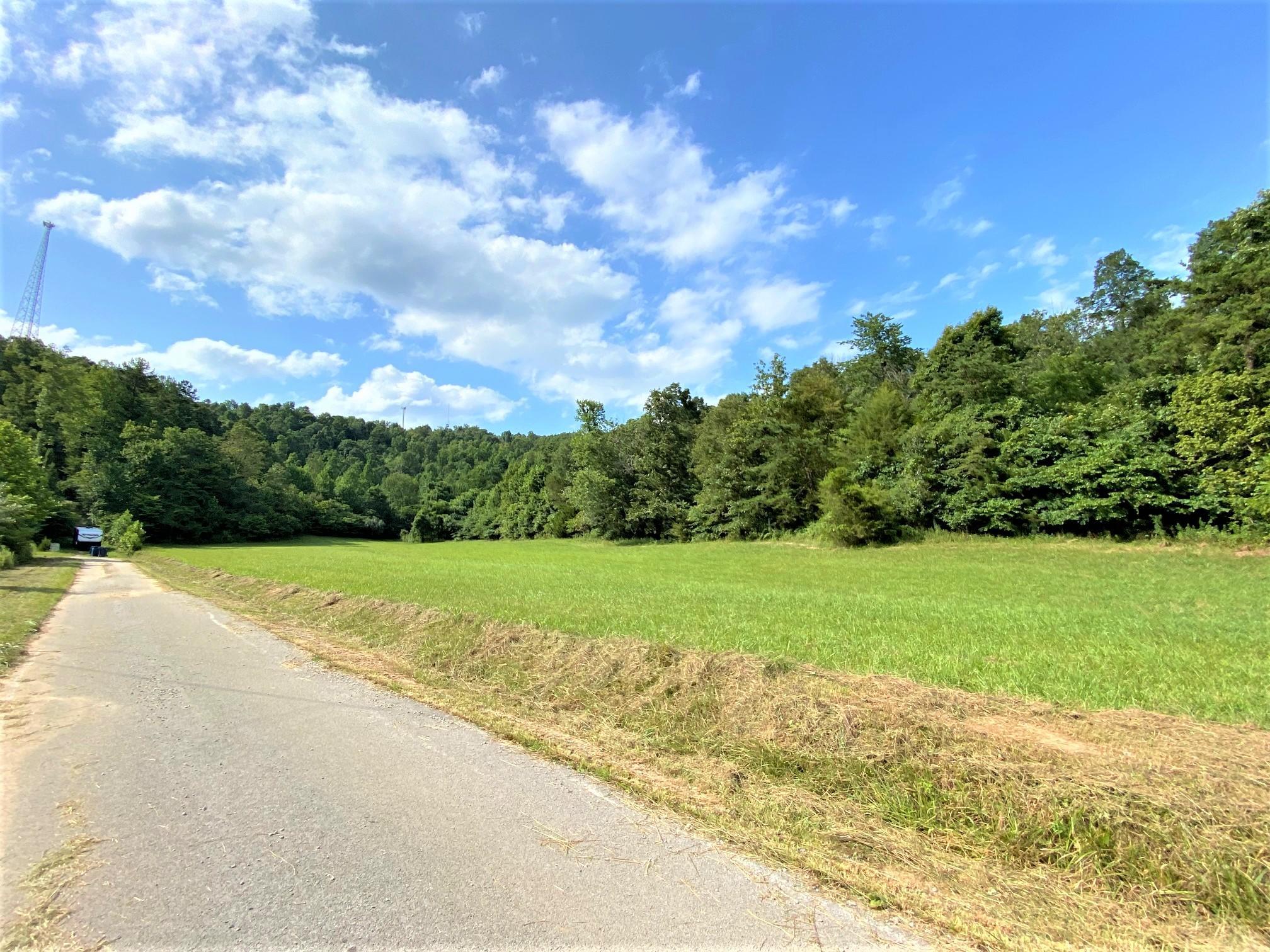 540 Billy Keeney Road Somerset, KY 42501 - Photo 1 of 6 IMG_1546