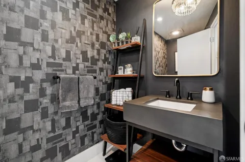 $1,175,000 | 999 16th Street, Unit 15, San Francisco, CA 94107