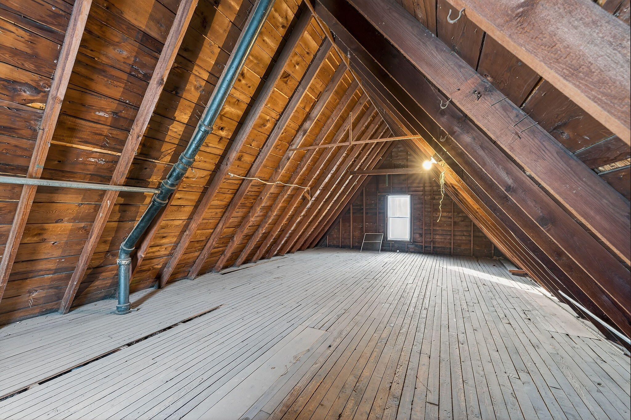 1238 North 33rd Street Milwaukee, WI 53208 - Photo 31 of 40 Attic