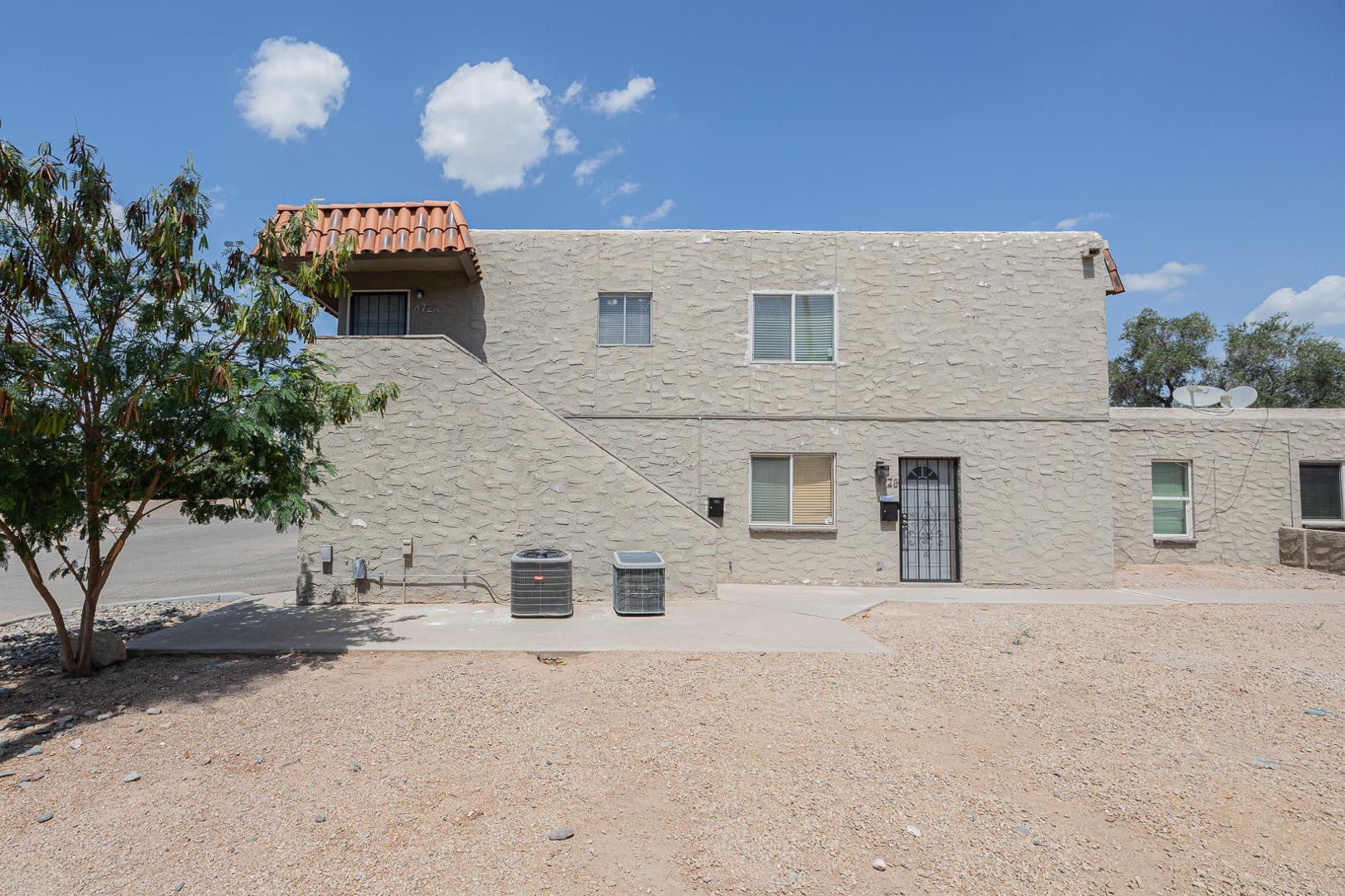 4724 East Portland Street Phoenix, AZ 85008 - Photo 2 of 16