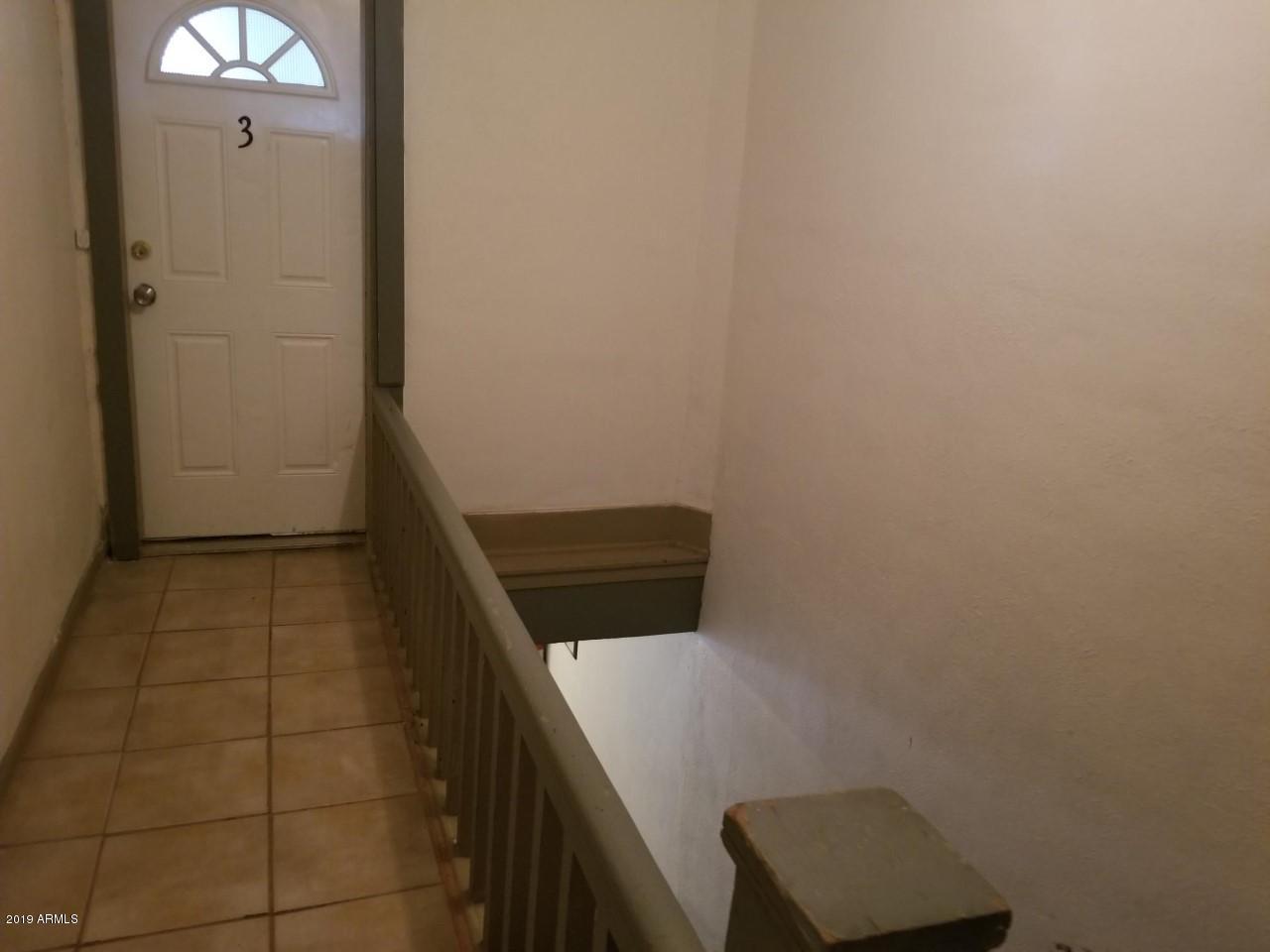 1165 East 10th Street Douglas, AZ 85607 - Photo 6 of 54 1165 10th up stairs hall